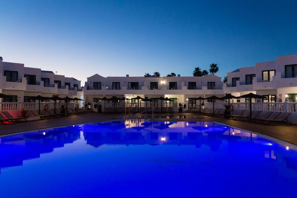 Las Adelfas Puerto del Carmen  Exteriér fotografie